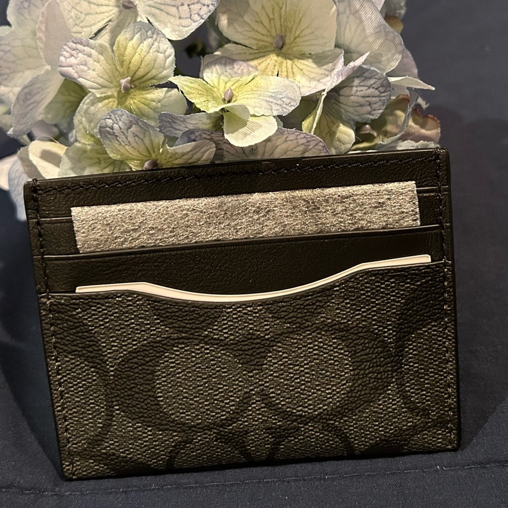 Coach Signature Canvas ID Card Case